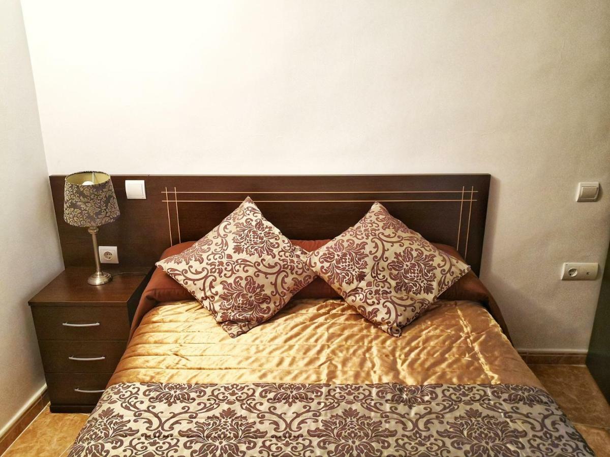 Apartamentos Coco อาบีลา ภายนอก รูปภาพ